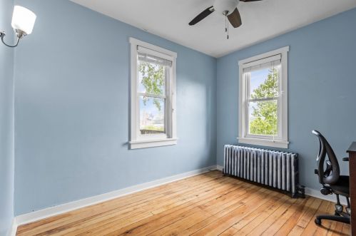 133 Pius St, Pittsburgh PA 15203-1618 exterior