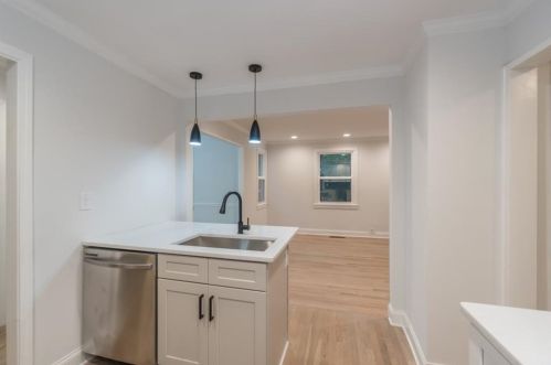 1937 Clairmont Ter, Atlanta GA  30345-2309 exterior