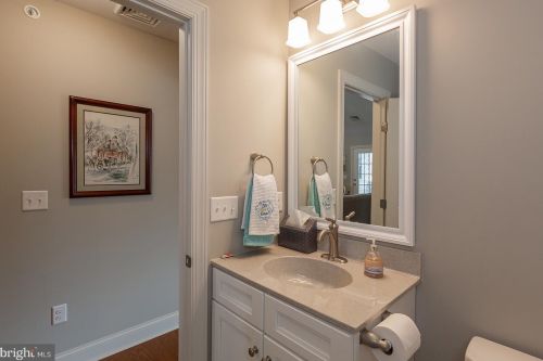 91 Midway Farms Ln, Lancaster PA 17602-2671 exterior