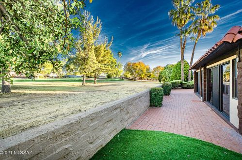 327 Paseo De Golf, Green Valley AZ 85614-3318 exterior