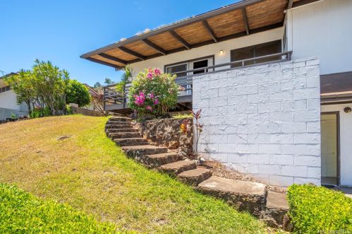1456 Ala Iolani St, Honolulu, HI 96819-1437