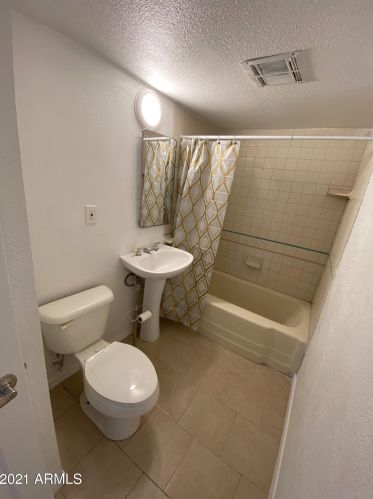 7210 25 Dr, Phoenix AZ 85029-1412 exterior