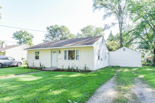 1014 Chrysler St, Kalamazoo MI  49048-2236 exterior