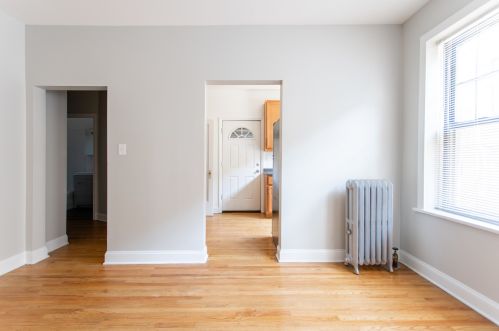 2336 Addison St, Chicago IL  60618-6053 exterior