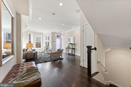 408 4th St, Washington DC  20003-2005 exterior