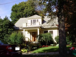 43 Cotton St, Newton, MA 02458-2619