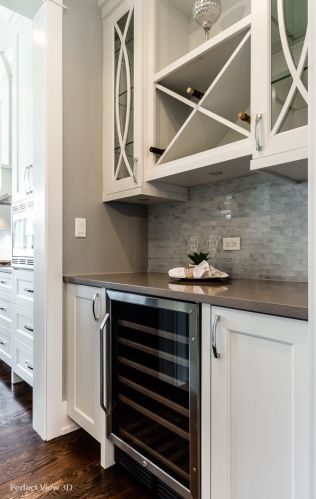 153 Grace Ave, Elmhurst IL 60126-3236 exterior