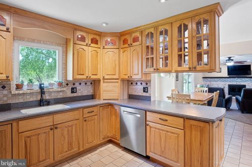 166 Commissioners Rd, Harrison Township NJ 08062-3250 exterior