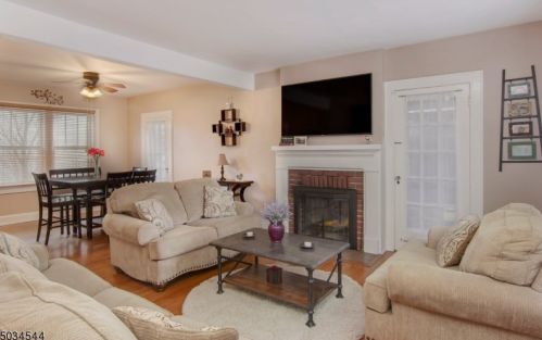 502 Madison St, Hackettstown, NJ 07840-2118