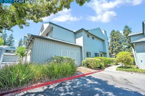 113 Glenbridge Ct, Concord, CA 94523-4701