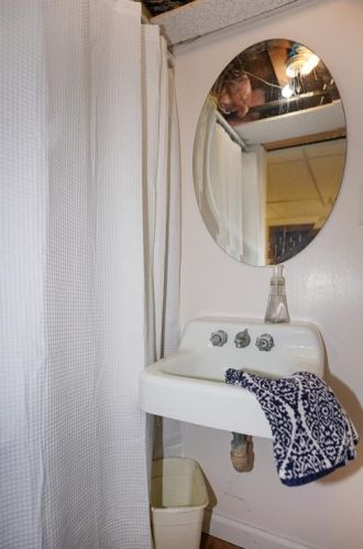 68 Warren Ave, Woburn MA 01801-4948 exterior