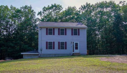 61 Rumford St, Concord, NH 03301-4237