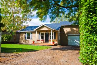 4511 Harrison St, Portland, OR 97222-5221