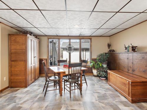 5934 Main St, Maple Plain MN 55359-9359 exterior