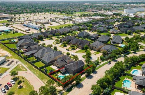 5303 Little Creek Ct, Fulshear TX 77441-1491 exterior