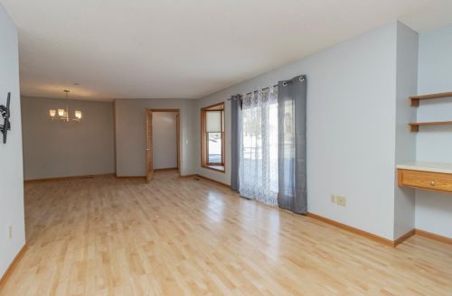 7664 Borman Way, South Saint Paul MN 55076-2967 exterior