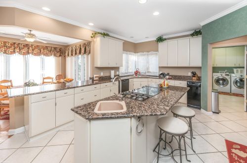 33654 Lotties Dr, New Baltimore MI 48047-2378 exterior