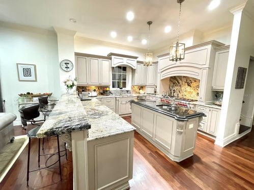 514 Erie Ave, Tampa, FL 33606-3644