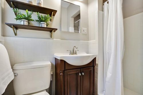 1192 Citadel Dr, Atlanta GA  30324-3816 exterior