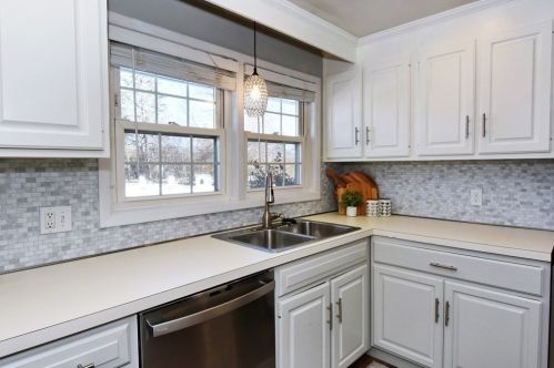 36 Coolidge Rd, Danvers MA 01923-2358 exterior