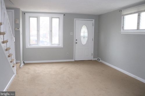 522 2 St, Darby PA 19023-3105 exterior