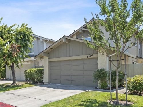 2526 Home Crest Dr, San Jose, CA 95148-1137