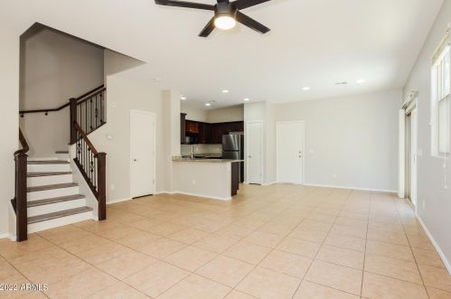 2806 73rd Dr, Phoenix AZ  85035-3256 exterior