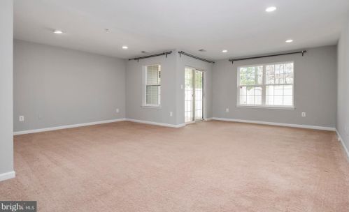 7403 Macon Dr, Glen Burnie MD 21060-8387 exterior