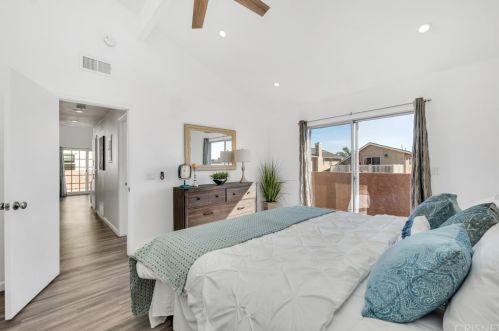 5356 Driftwood St, Oxnard CA 93035-1032 exterior