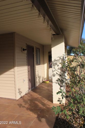 10215 26th St, Phoenix AZ 85050-1906 exterior