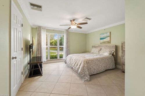 5341 Hickory Wood Dr, Naples FL 34119-1404 exterior