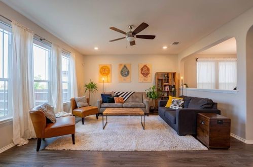 1515 Crested Butte Way, Georgetown TX 78626-7044 exterior