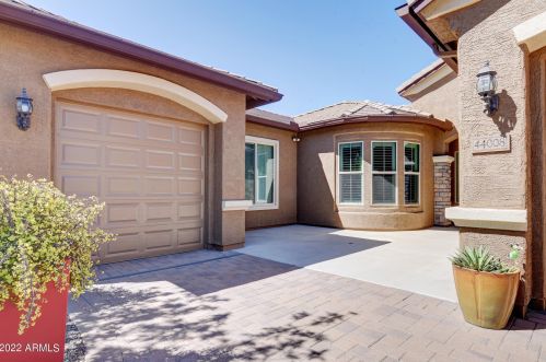 44008 50 Ln, Phoenix AZ 85035-2017 exterior