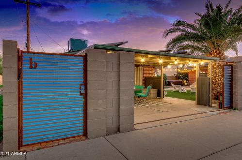 2545 9th St, Phoenix AZ 85014-5070 exterior