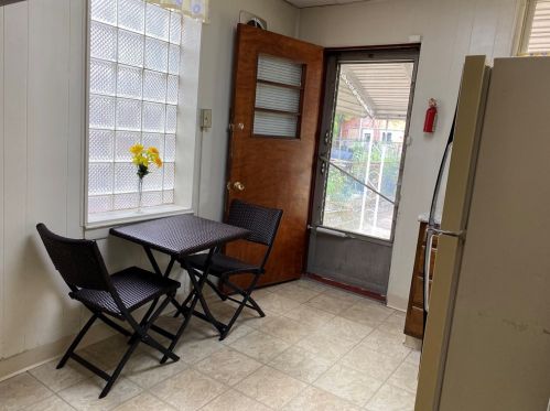 2913 Bedford Ave, Pittsburgh PA 15219-4011 exterior