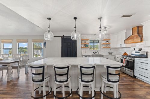 4532 Bayside Dr, Milton FL  32583-8422 exterior