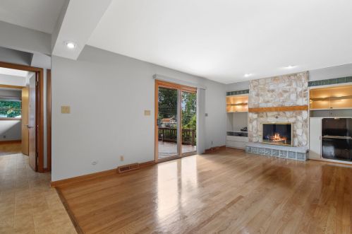 2231 Mallory Ave, Milwaukee WI 53221-4262 exterior