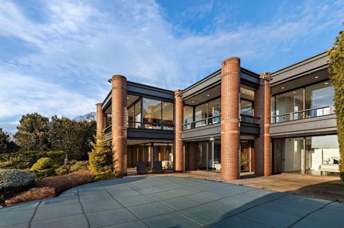 110 Congdon St, Providence RI  02906-1413 exterior