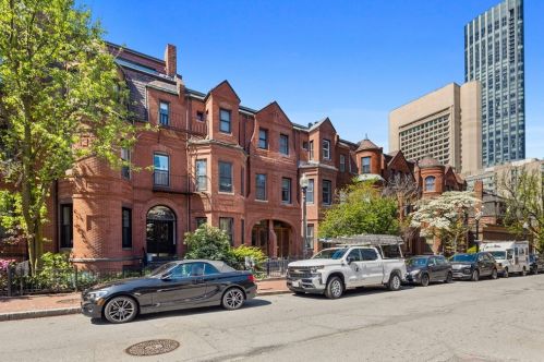 236 Newton St, Boston MA exterior