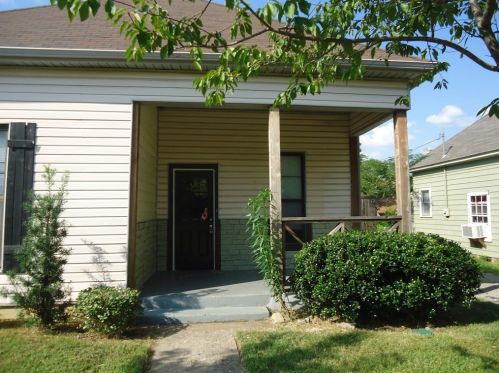 111 Hull St, Denison TX  75021-4917 exterior