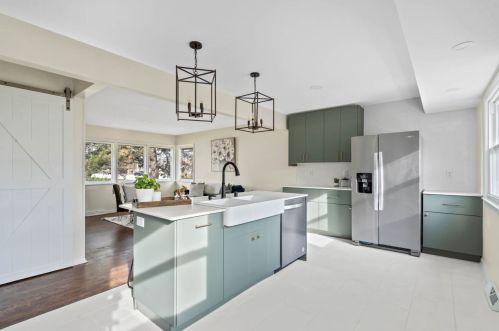 6035 Darnel Ave, Milwaukee WI  53223-3555 exterior