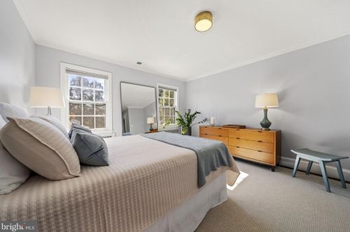 3324 Reservoir Rd, Washington DC  20007-2311 exterior