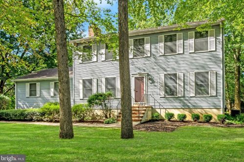 1169 Hughes Dr, Trenton, NJ 08690-1213