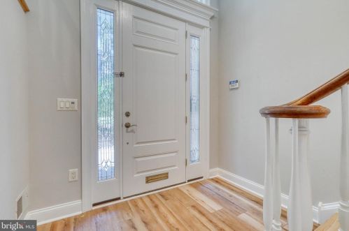 2518 Delancey St, Philadelphia PA 19103-6409 exterior