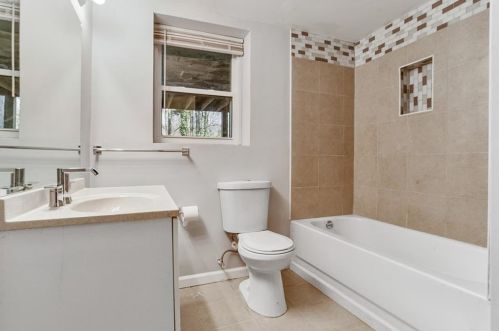 1321 Idlewood Rd, Tucker GA 30084-7717 exterior