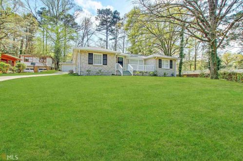 2540 Cascade Rd, Atlanta GA  30311-3228 exterior