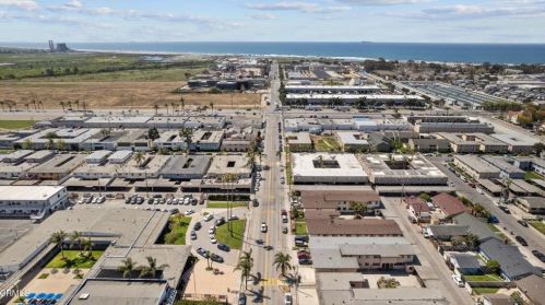 5441 Perkins Rd, Oxnard CA 93033-8833 exterior