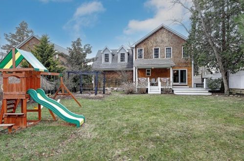 2131 Broad St, Providence RI 02905-3354 exterior