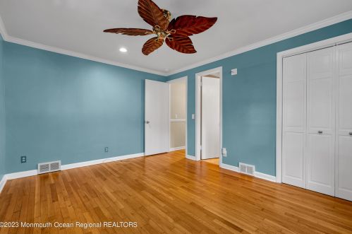 1502 River Ave, Point Pleasant Beach NJ 08742-4366 exterior