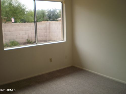 15801 30 Ave, Phoenix AZ 85041-9304 exterior